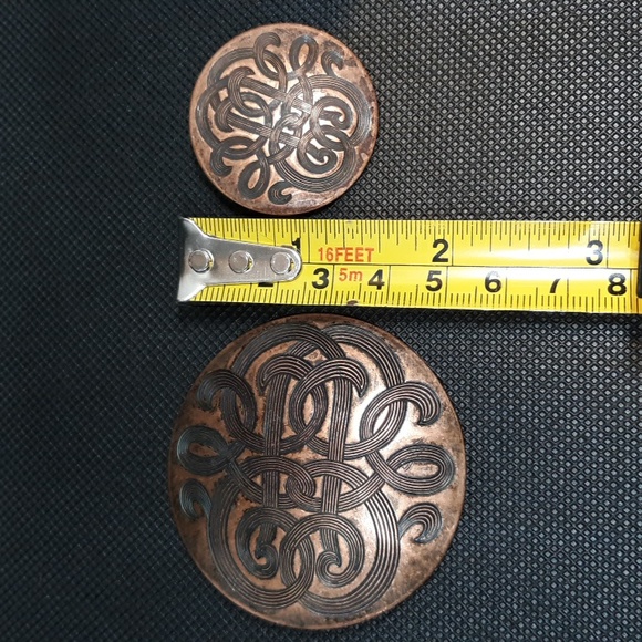 Vintage Brass Clip Earrings & Brooch Set - Picture 3 of 4